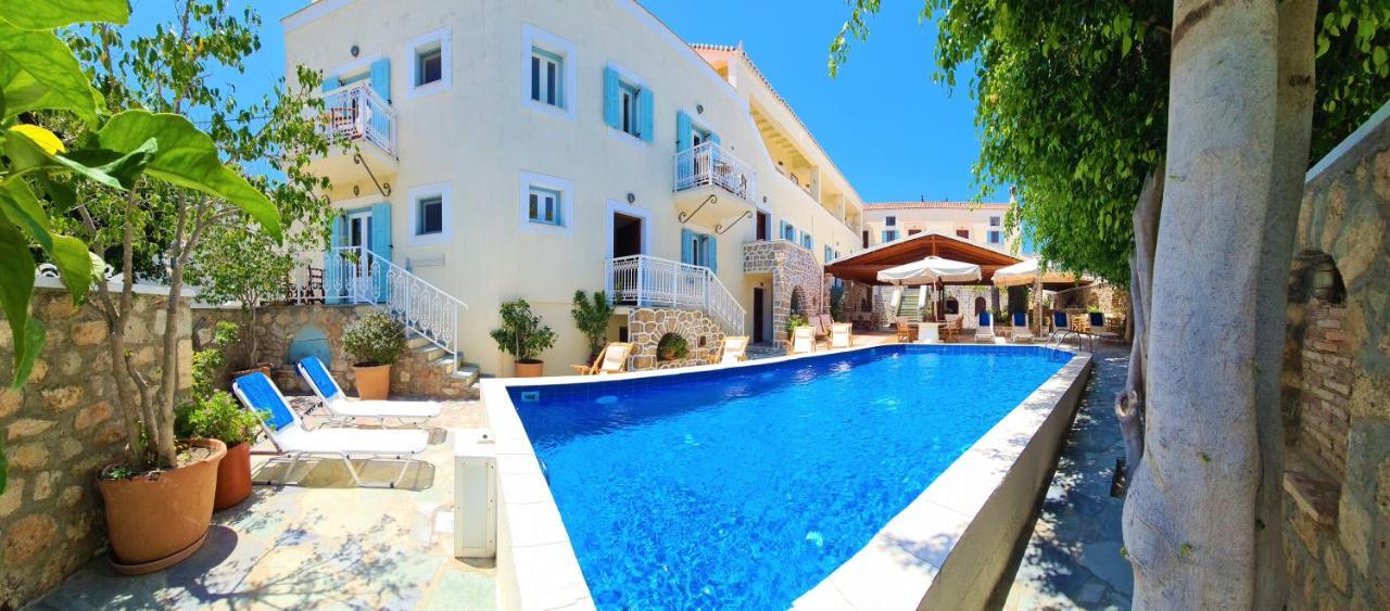 Kastro Hotel Spetses Town Bagian luar foto