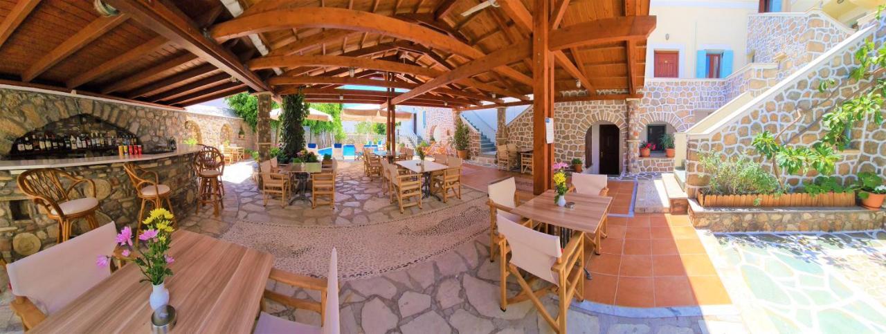 Kastro Hotel Spetses Town Bagian luar foto