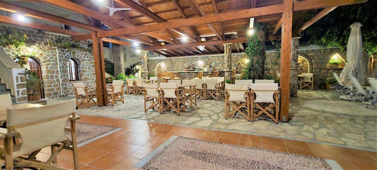 Kastro Hotel Spetses Town Bagian luar foto