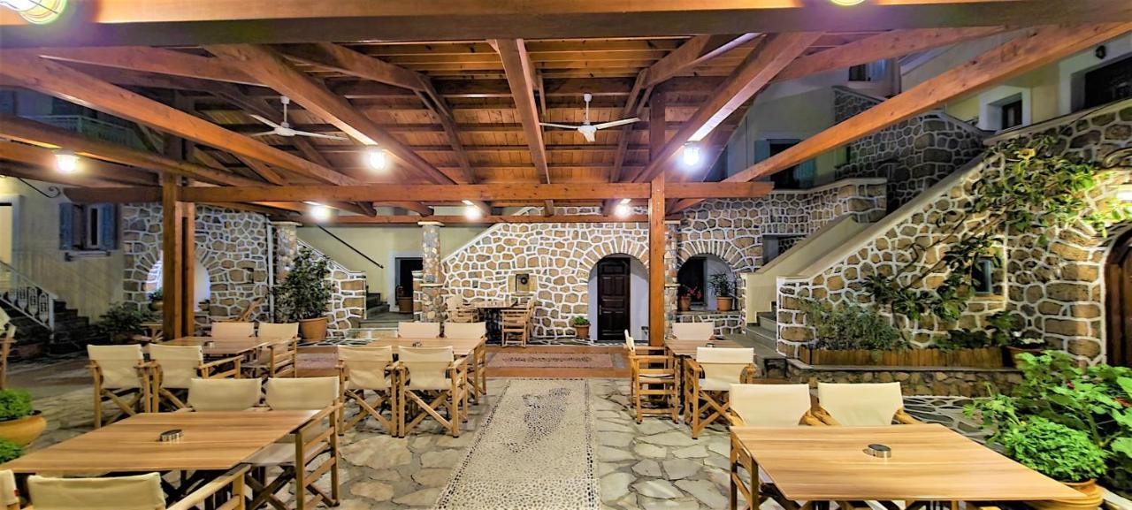 Kastro Hotel Spetses Town Bagian luar foto