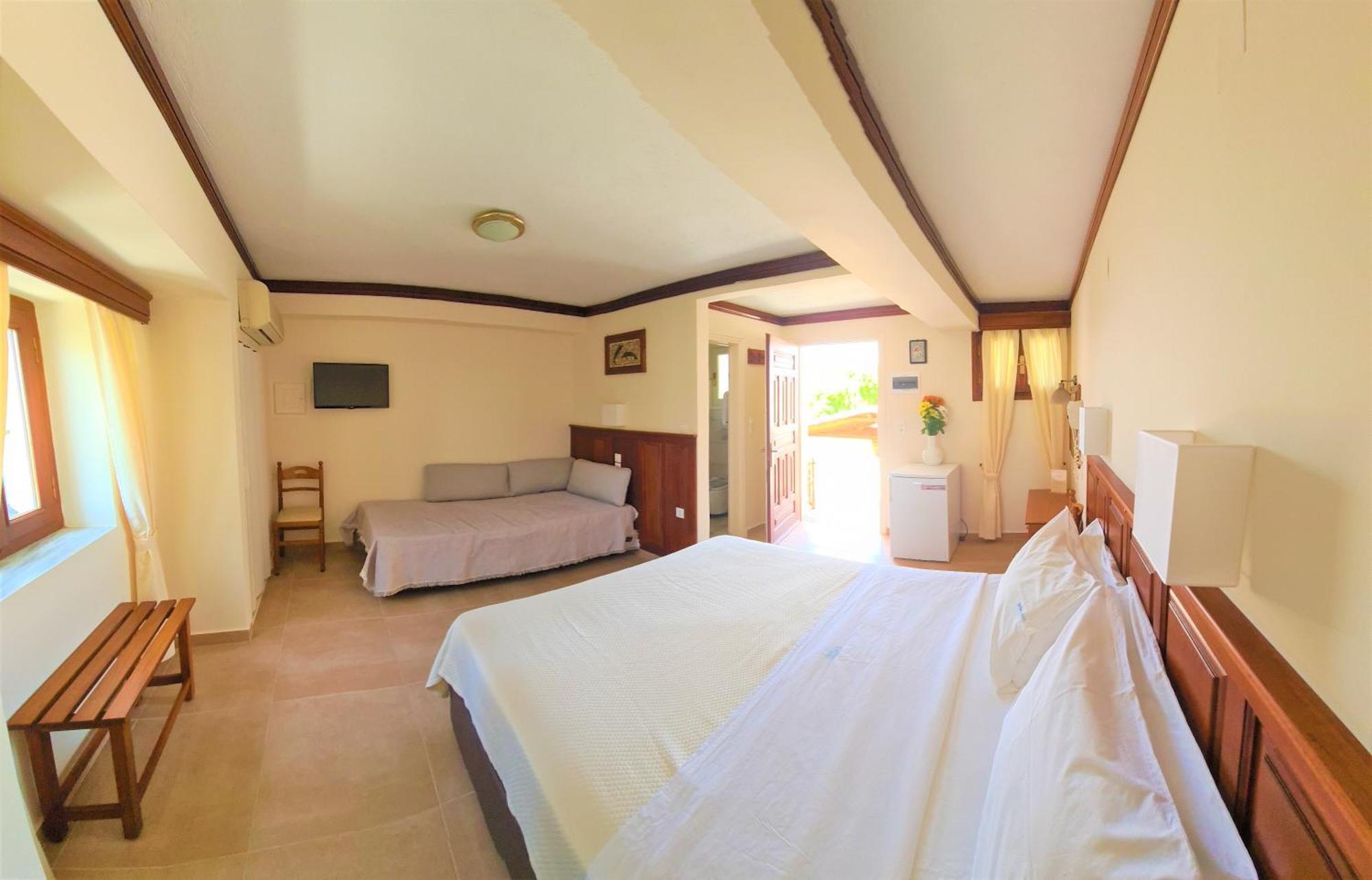Kastro Hotel Spetses Town Bagian luar foto