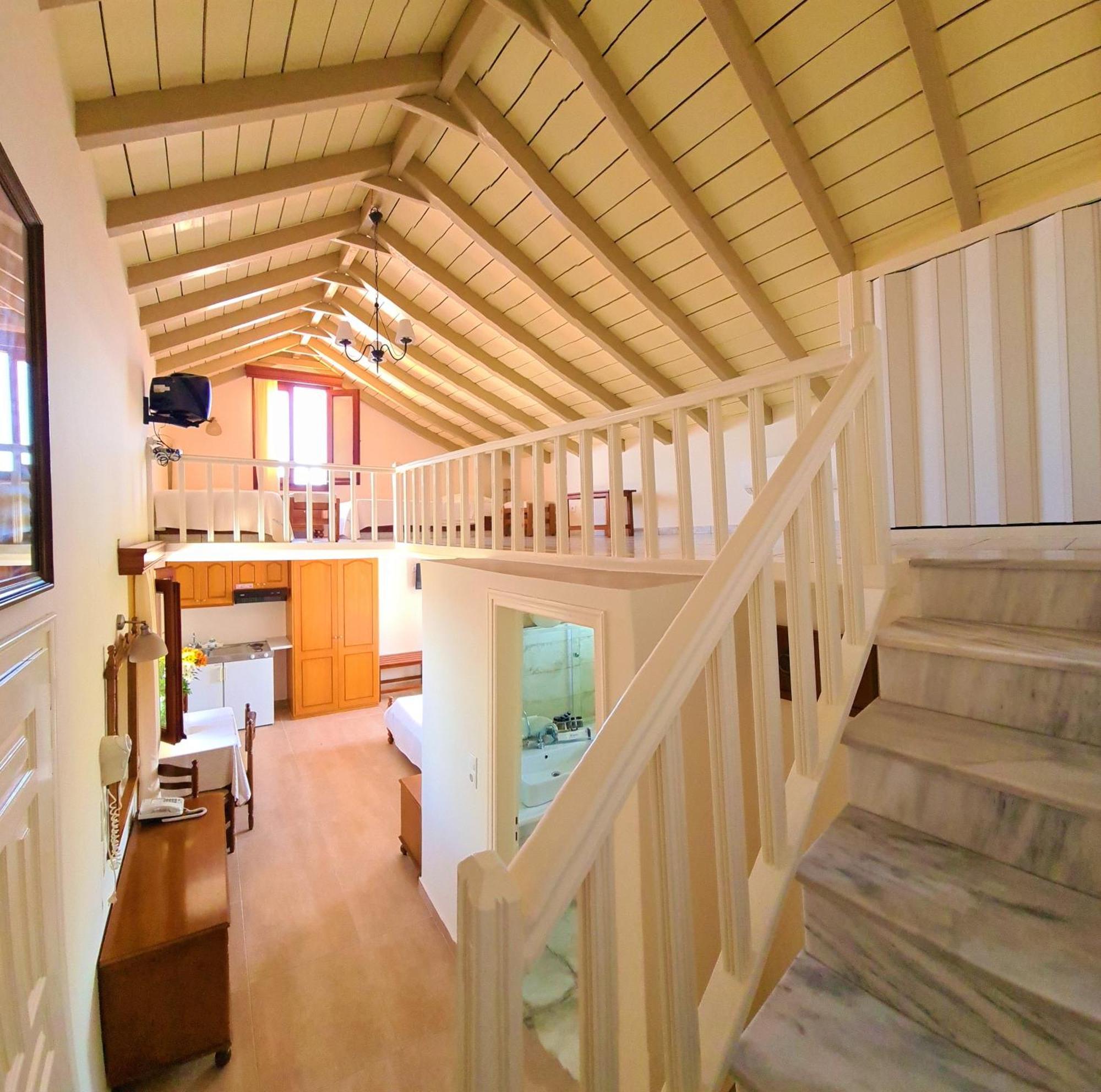 Kastro Hotel Spetses Town Ruang foto