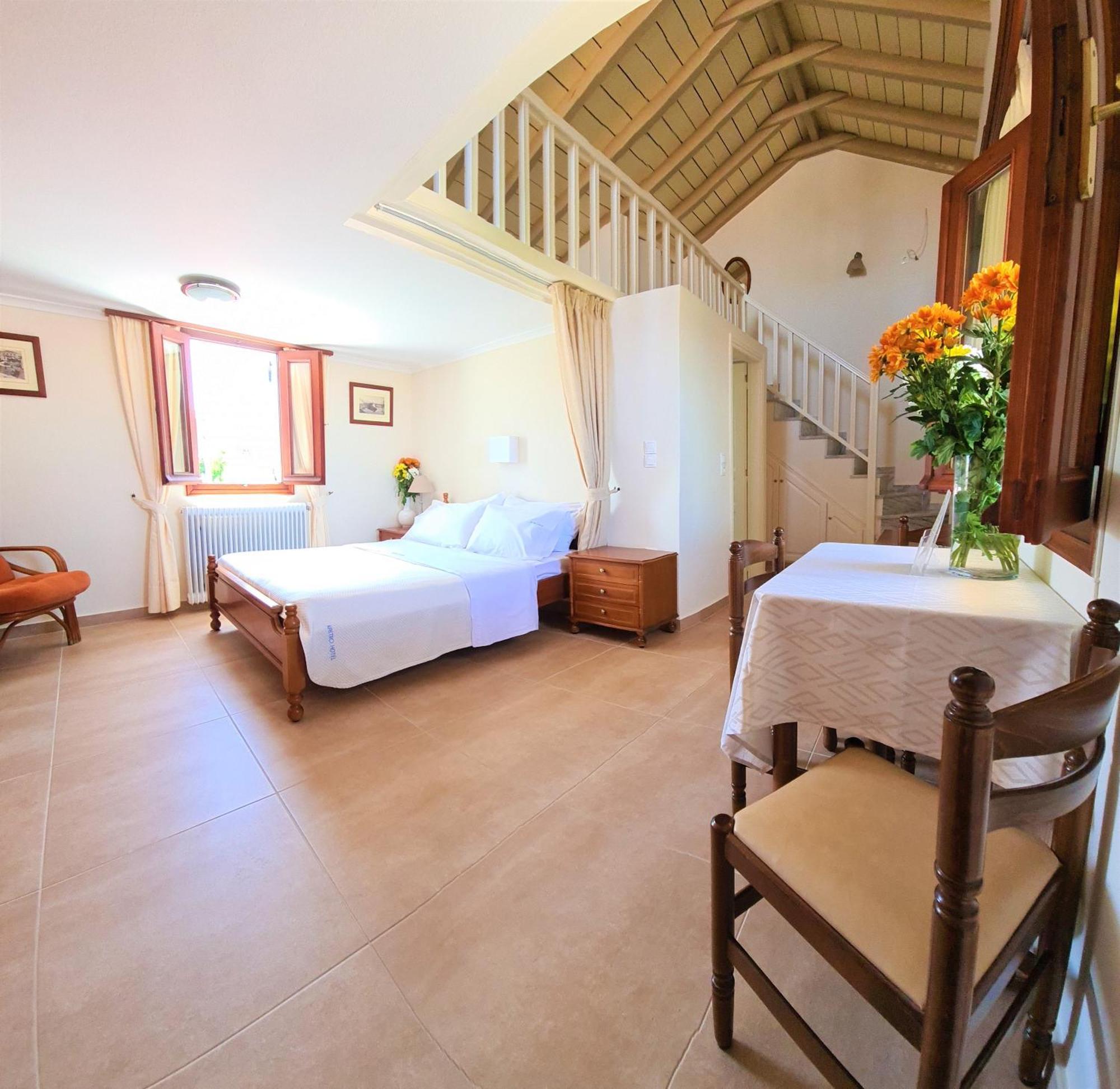 Kastro Hotel Spetses Town Ruang foto