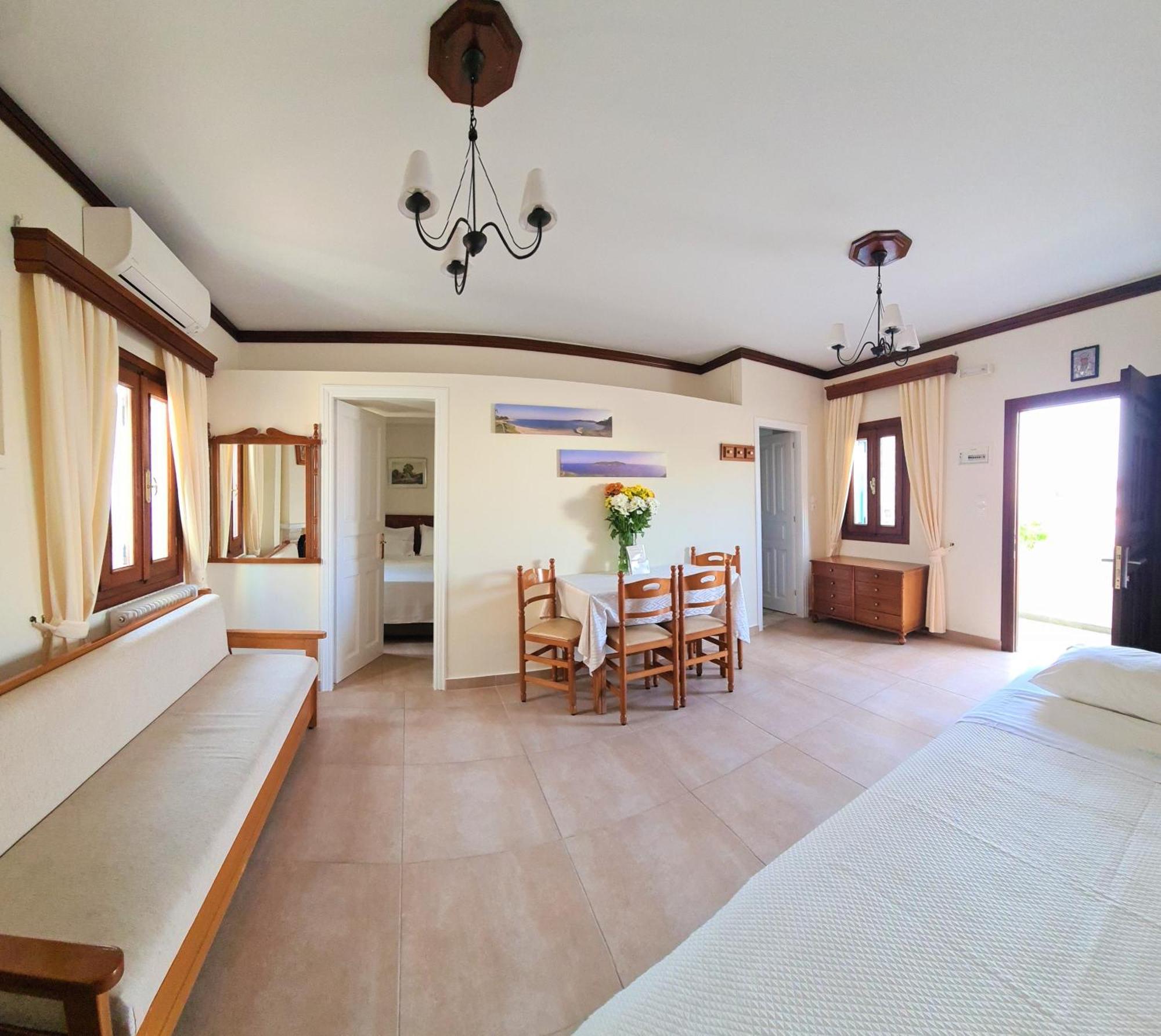 Kastro Hotel Spetses Town Ruang foto